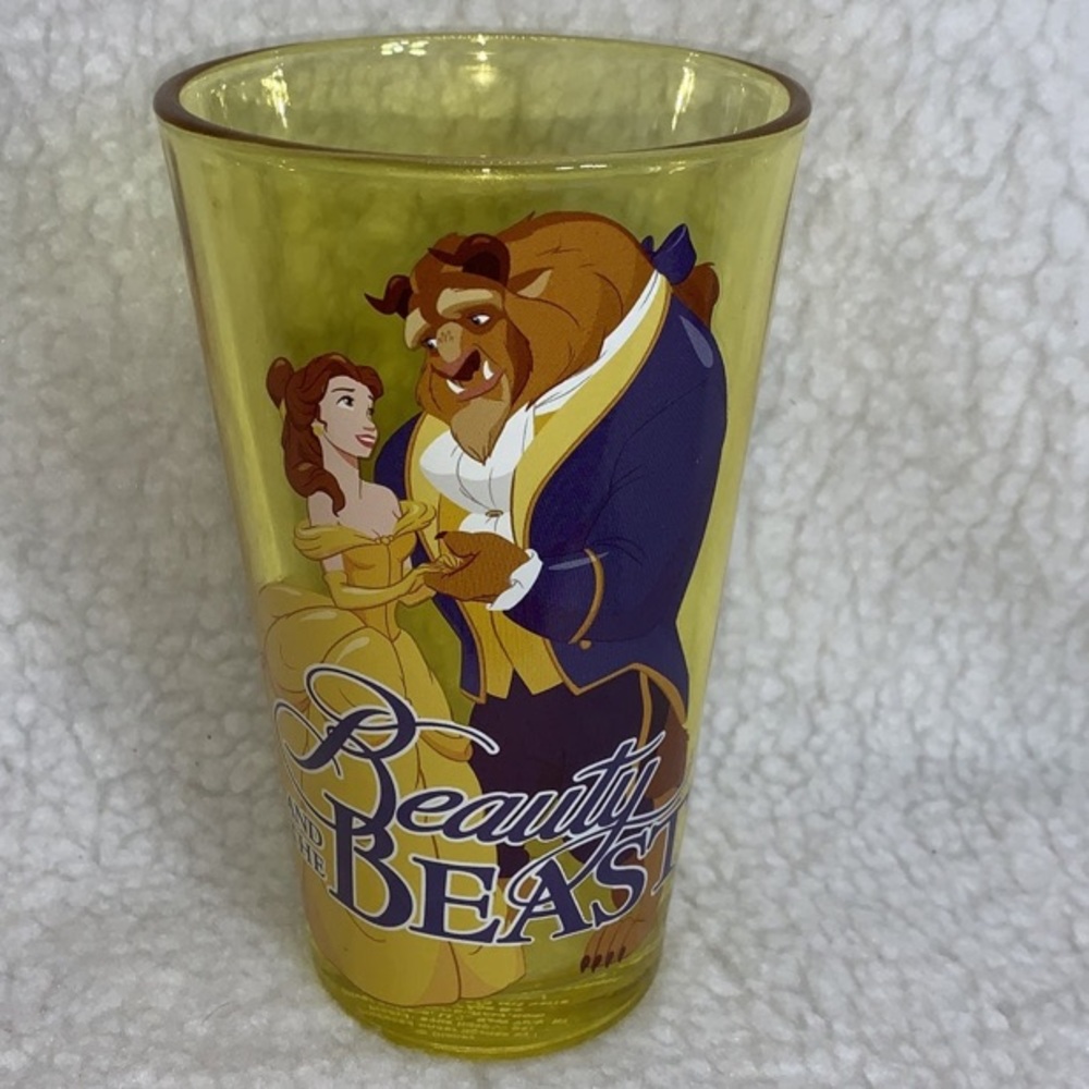 Disney Beauty and the Beast yellow glass 16 fl.oz Belle